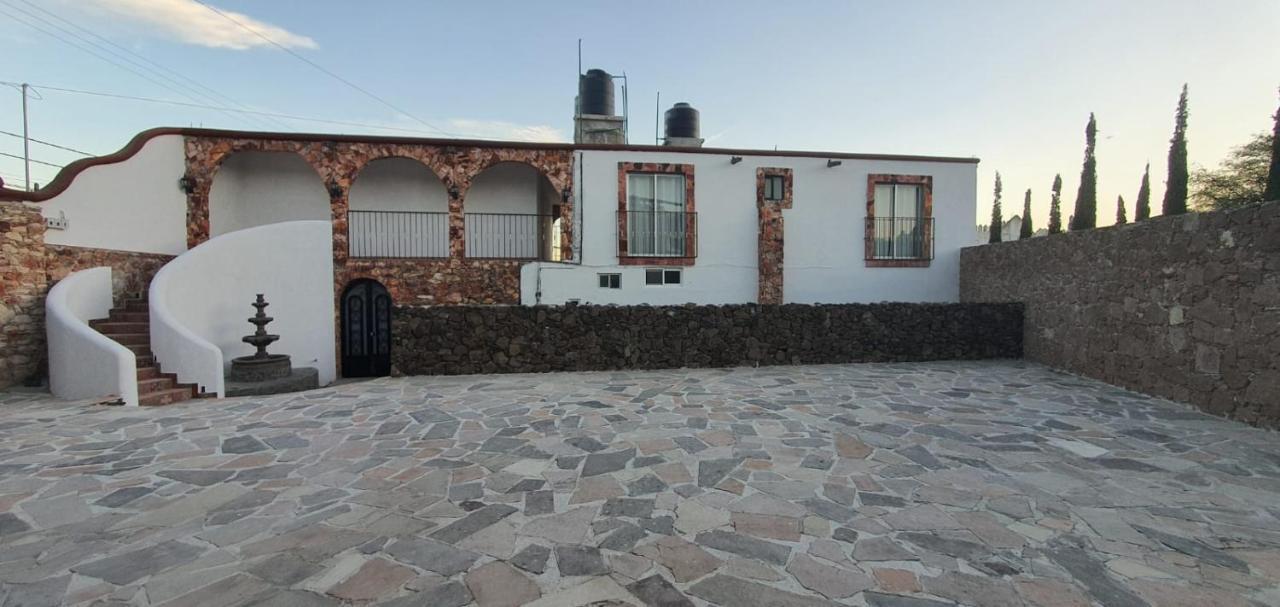 Hotel Beraka Bernal Kültér fotó