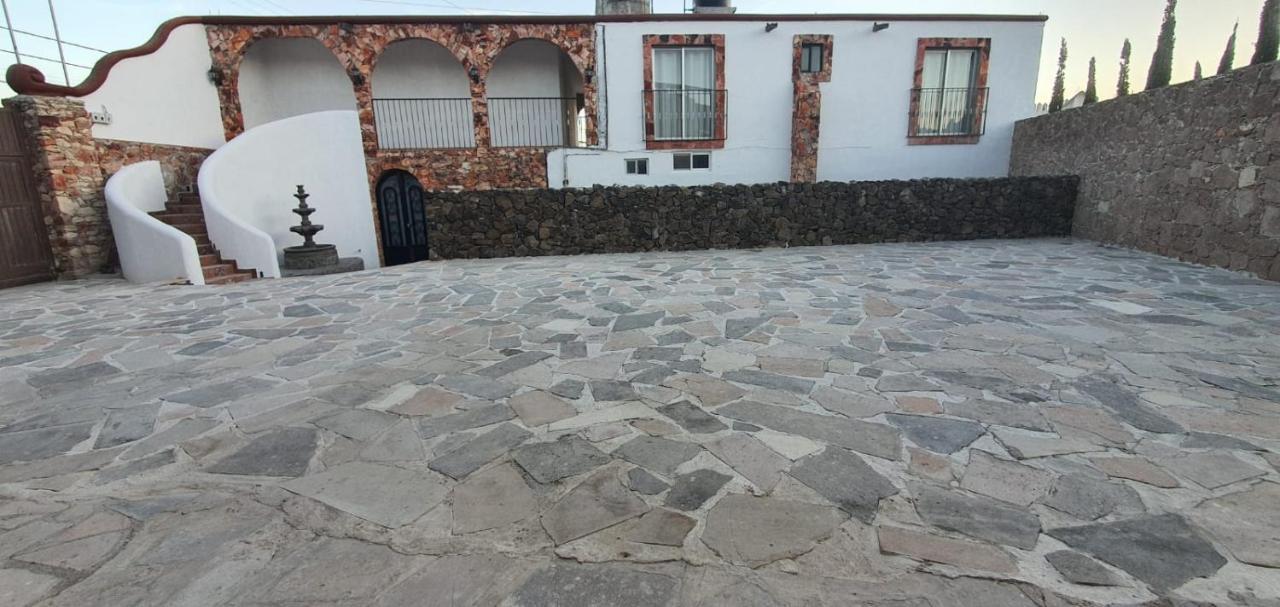 Hotel Beraka Bernal Kültér fotó