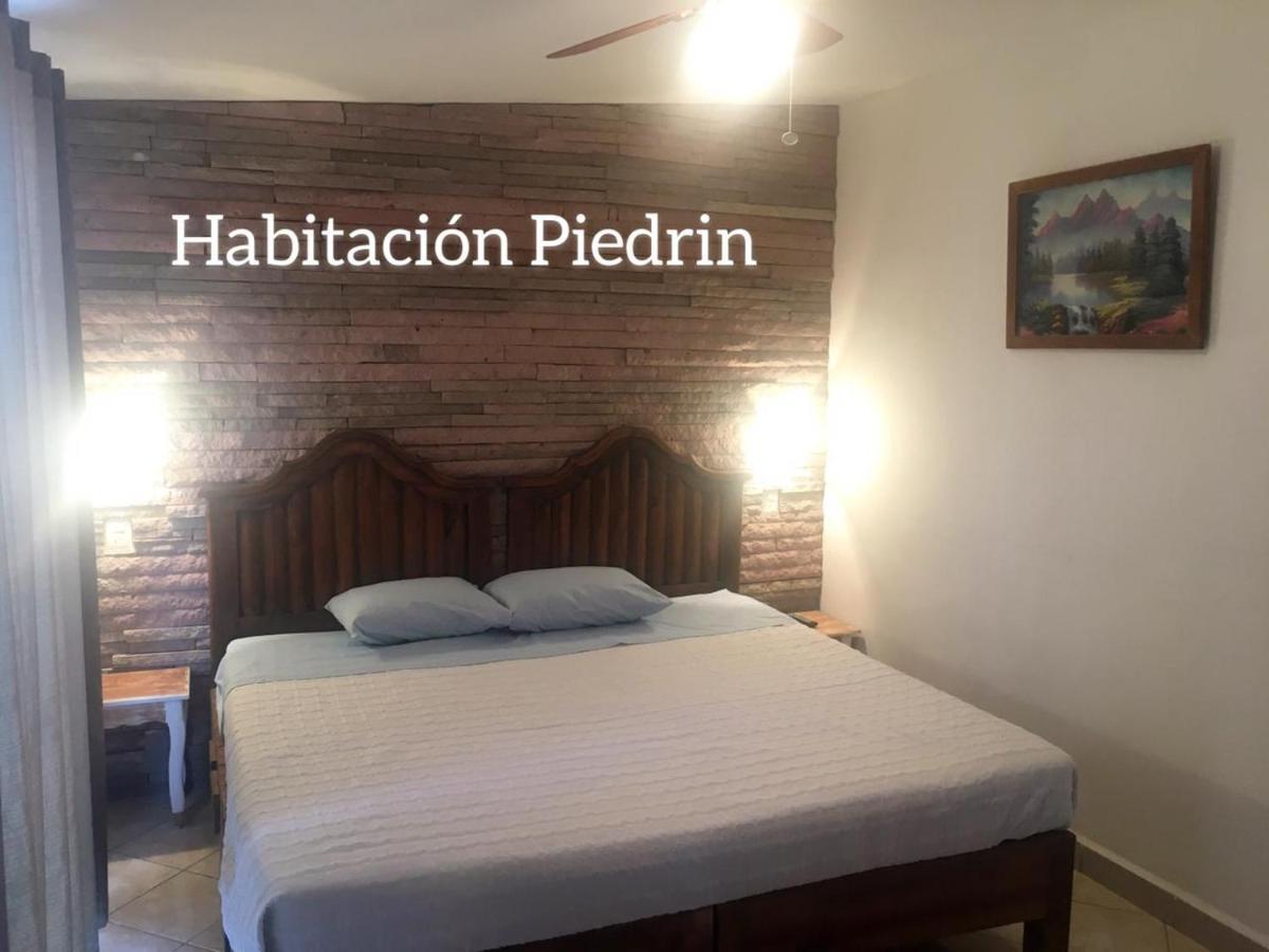 Hotel Beraka Bernal Kültér fotó
